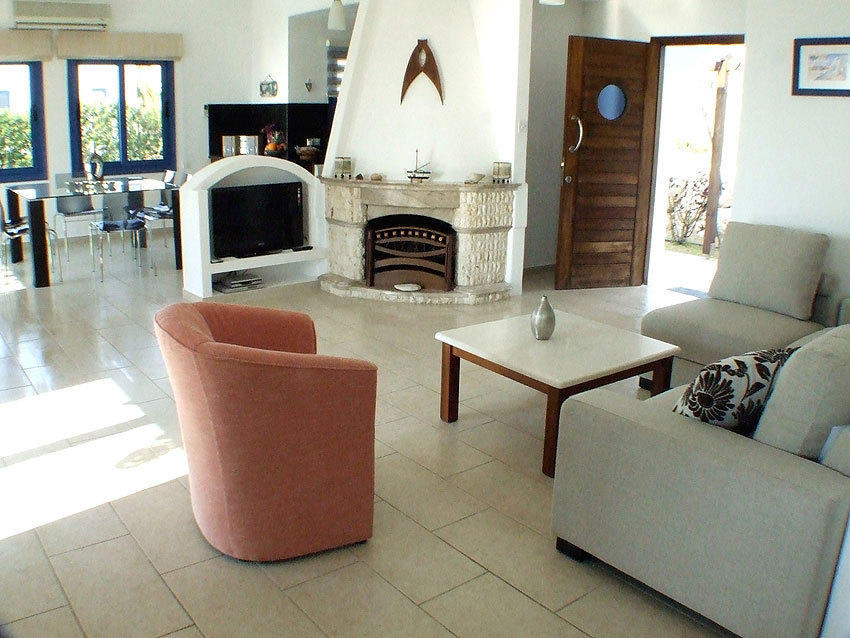 Kymmates Beach Front Villas Paphos Exterior photo