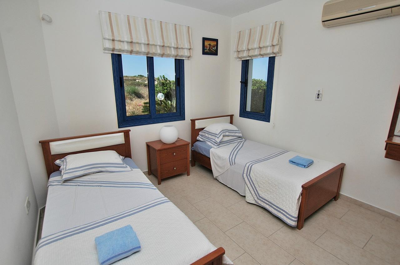 Kymmates Beach Front Villas Paphos Exterior photo